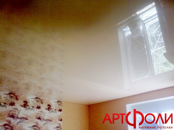 Натяжной потолок в детскую