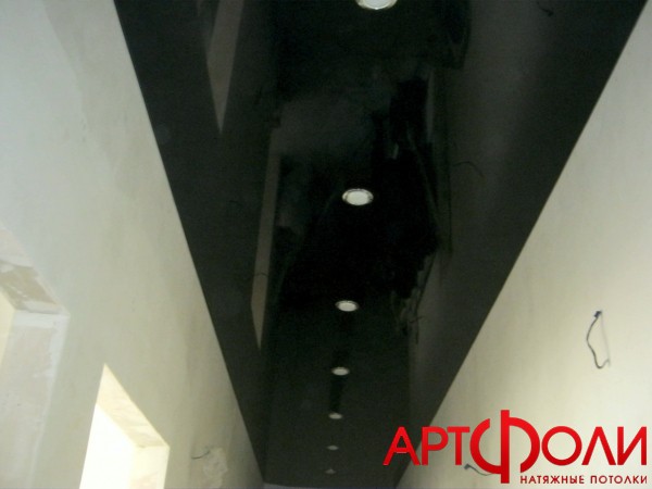 Пример матового потолка в коридор 3 м²
