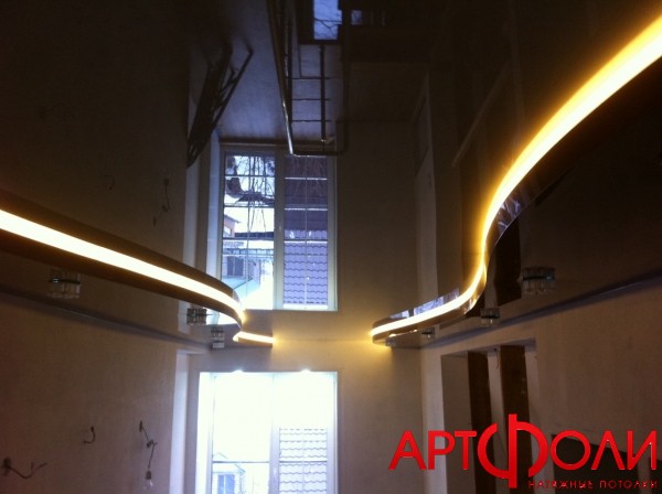 Светопрозрачные натяжные потолки