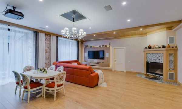 Натяжные потолки в частный дом/коттедж